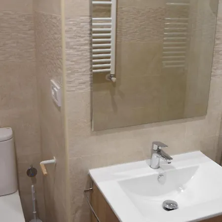 Apto Reformado Con Garaje Y Wifi A 4 Min Playa